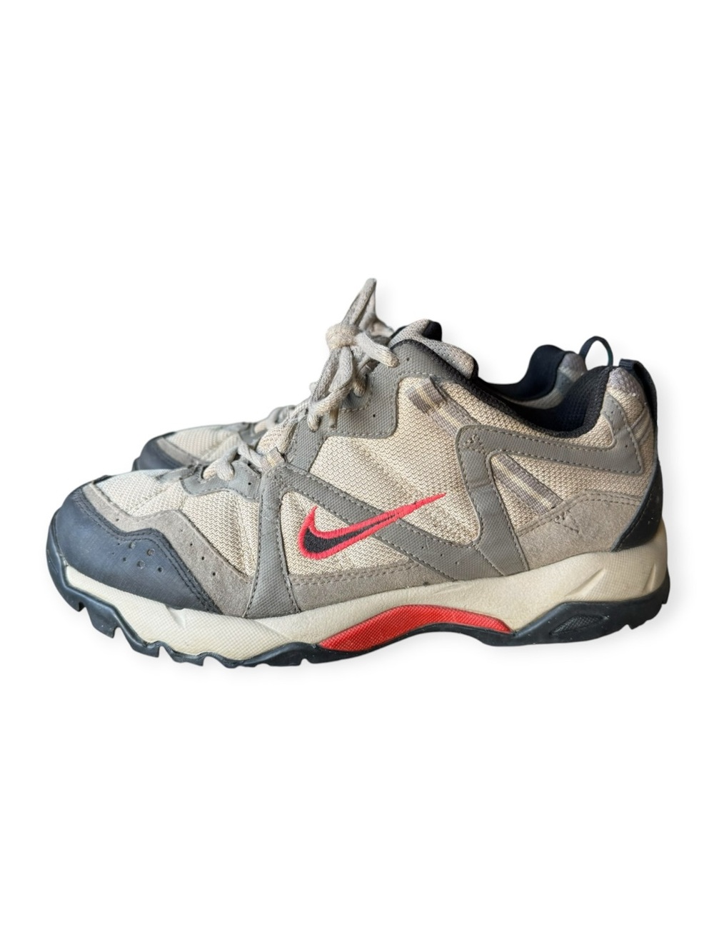 Nike ACG Low Top Hiking Shoes, Men’s 8 Women’s 9.5